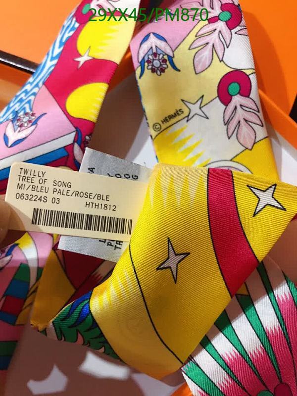 Hermes-Scarf Code: PM870 $: 29USD