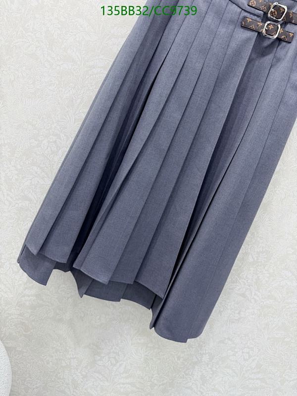 LV-Clothing Code: CC9739 $: 135USD