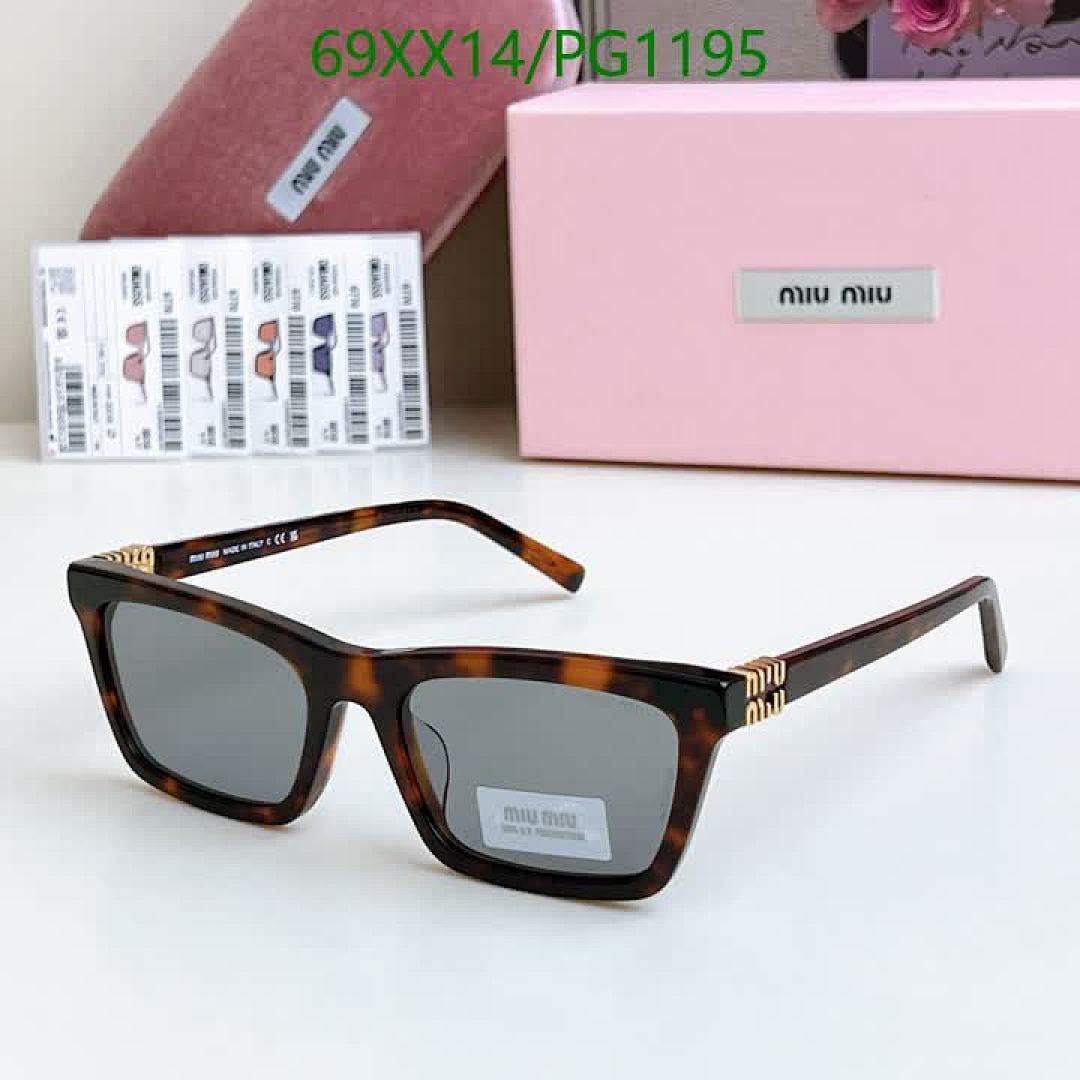 Miu Miu-Glasses Code: PG1195 $: 69USD