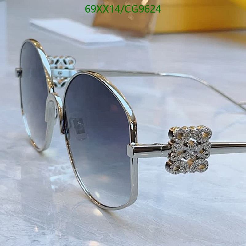 Loewe-Glasses Code: CG9624 $: 69USD