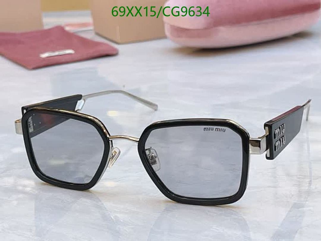 Miu Miu-Glasses Code: CG9634 $: 69USD