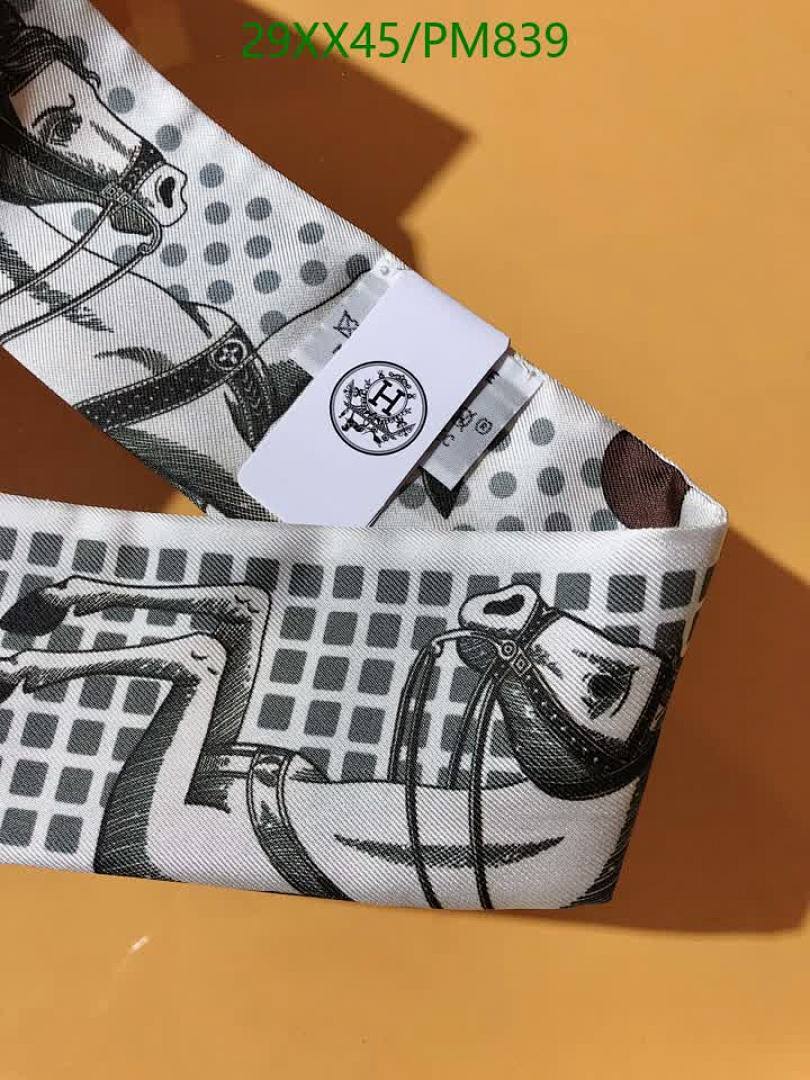 Hermes-Scarf Code: PM839 $: 29USD