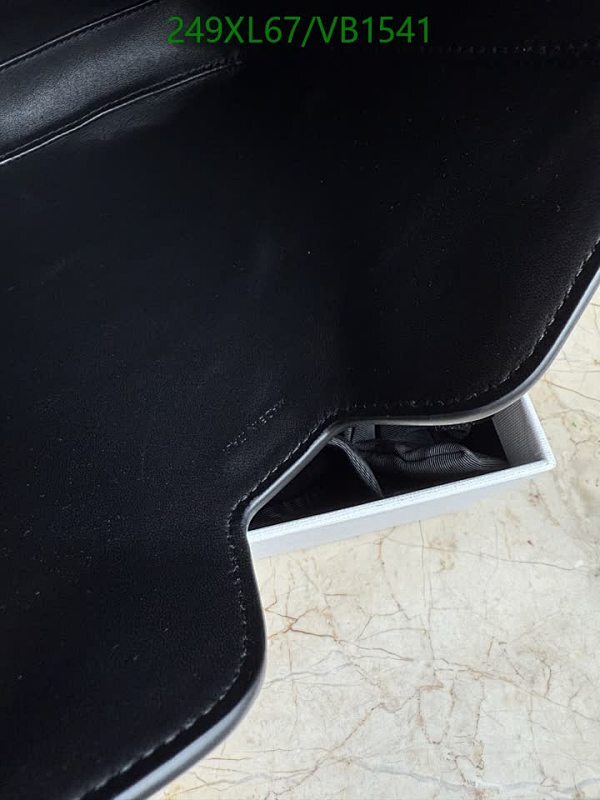 Celine-Bag-Mirror Quality Code: VB1541 $: 249USD