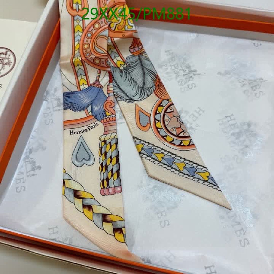 Hermes-Scarf Code: PM881 $: 29USD