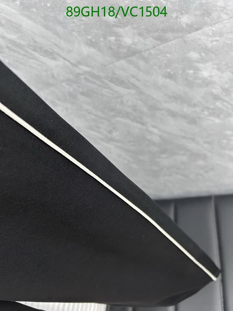 Gucci-Clothing Code: VC1504 $: 89USD