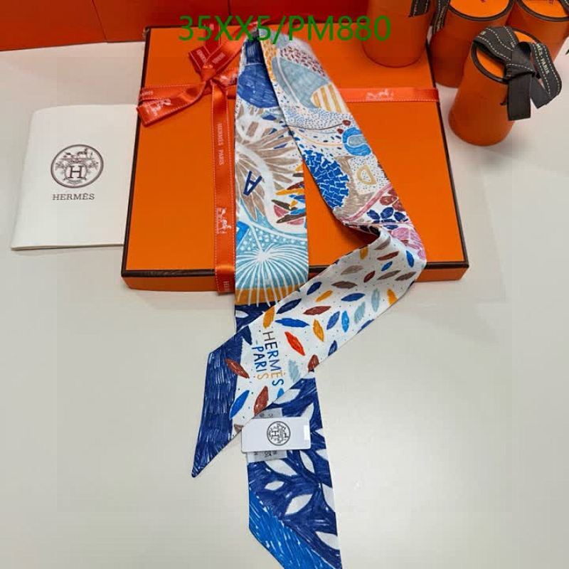 Hermes-Scarf Code: PM880 $: 35USD