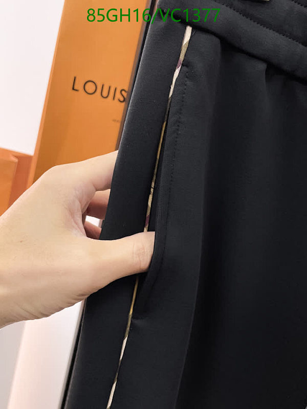 Burberry-Clothing Code: VC1377 $: 85USD