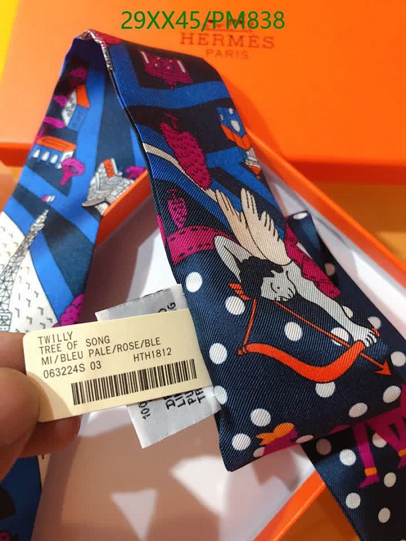 Hermes-Scarf Code: PM838 $: 29USD