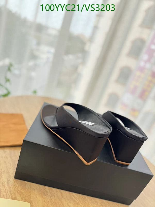 Alaia-Women Shoes Code: VS3203 $: 100USD