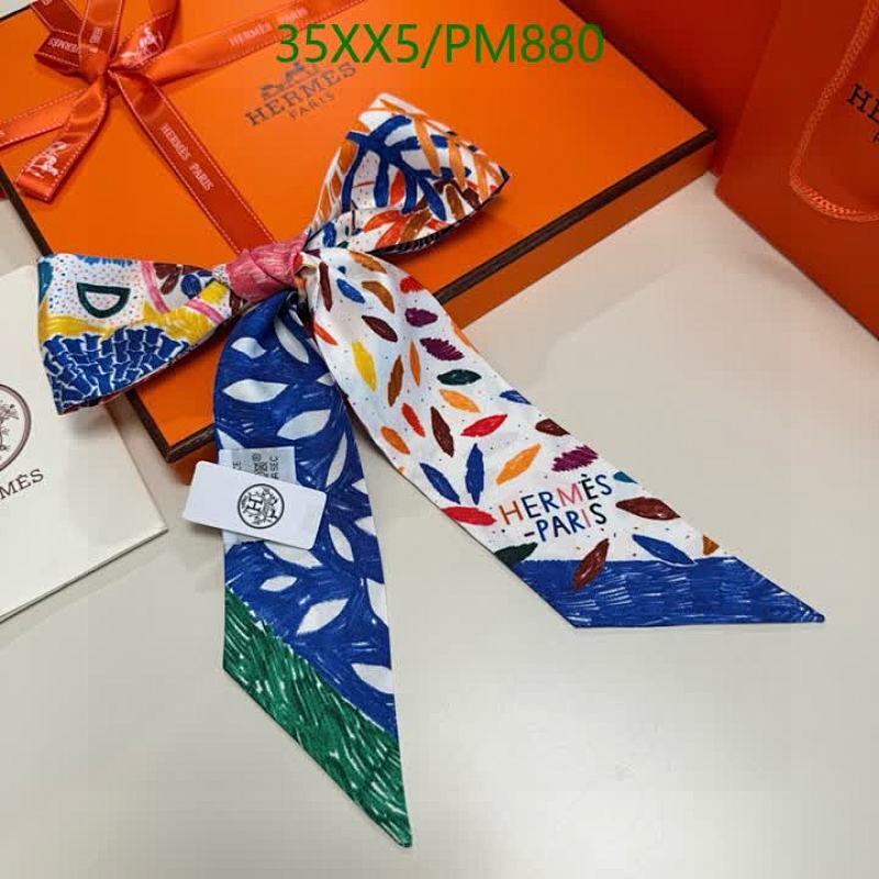 Hermes-Scarf Code: PM880 $: 35USD