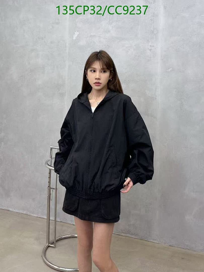 Balenciaga-Clothing Code: CC9237 $: 135USD