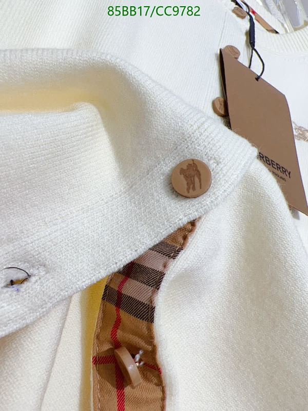 Burberry-Clothing Code: CC9782 $: 85USD