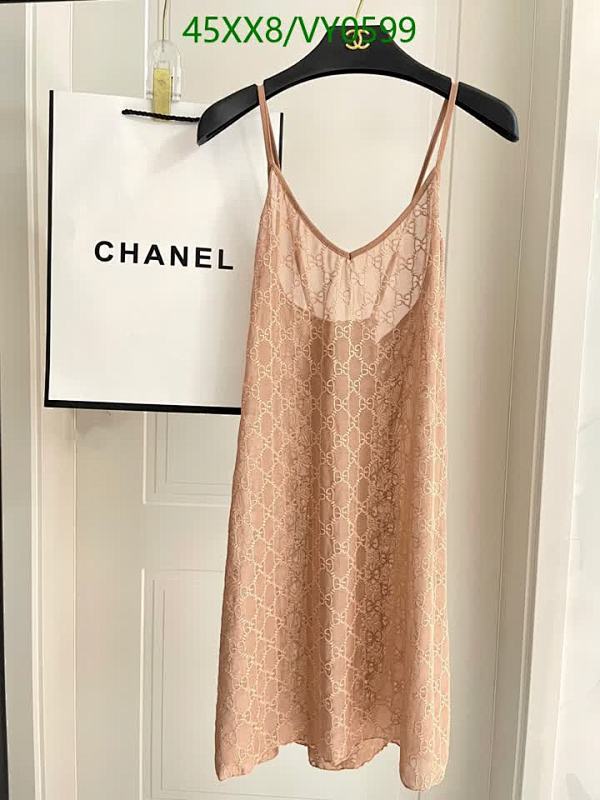 GUCCI-Swimsuit Code: VY0599 $: 45USD