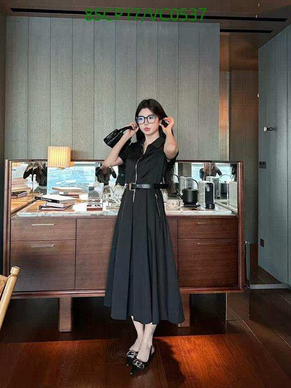 Prada-Clothing Code: VC0537 $: 85USD