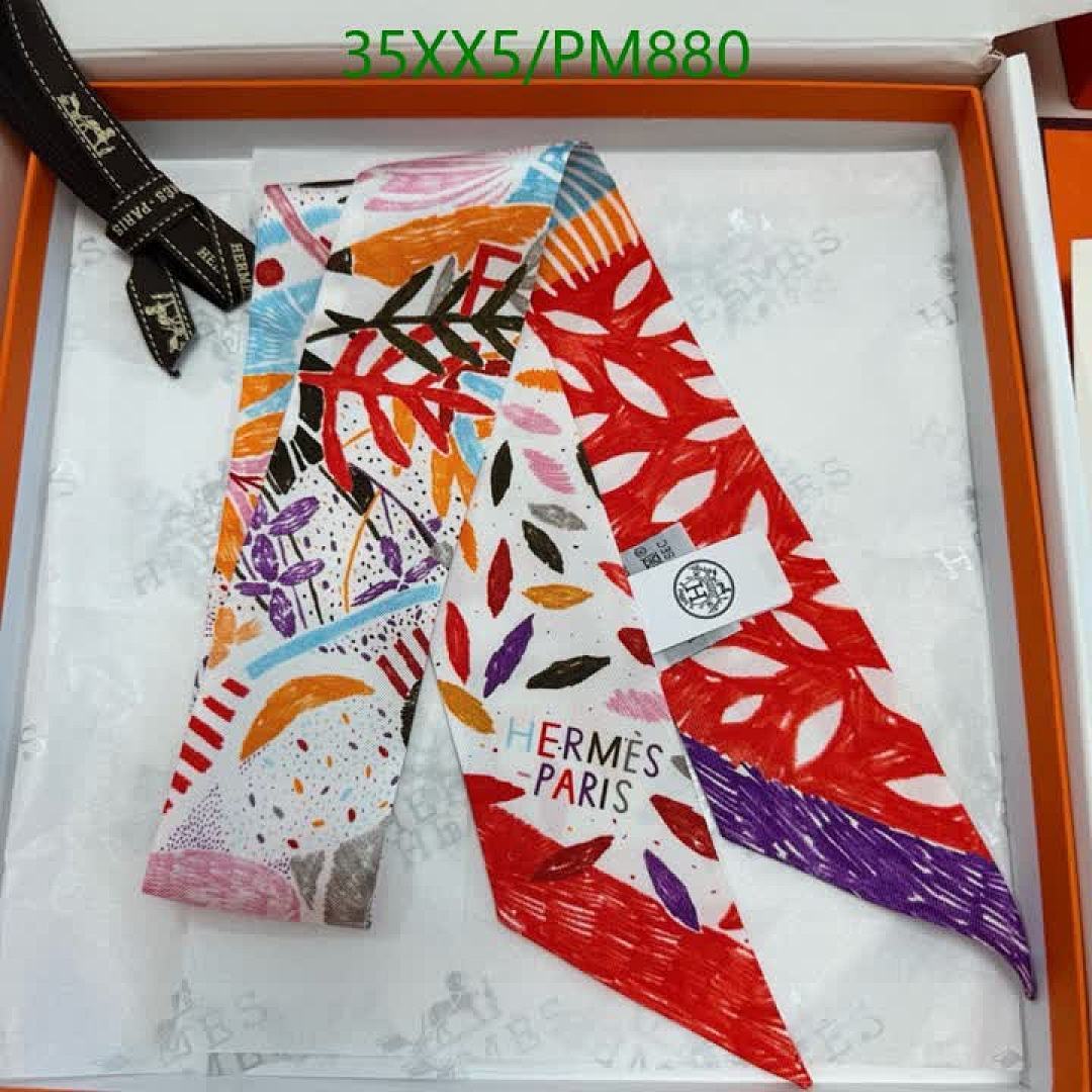 Hermes-Scarf Code: PM880 $: 35USD