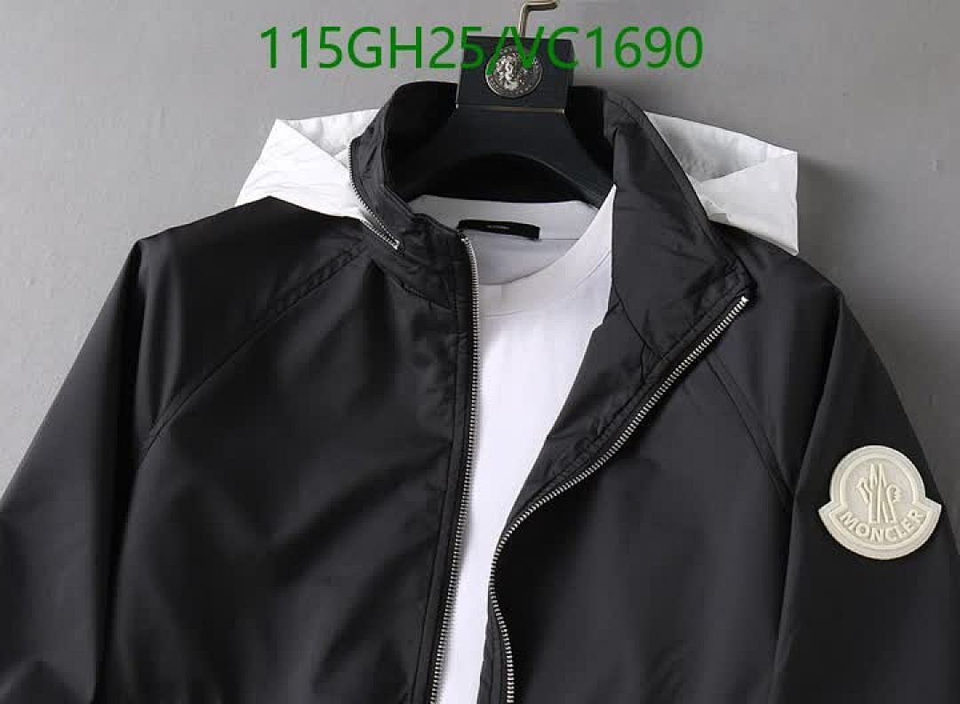 Moncler-Clothing Code: VC1690 $: 115USD