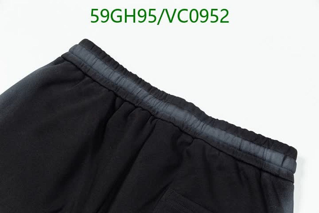 Balenciaga-Beach Shorts Code: VC0952 $: 59USD