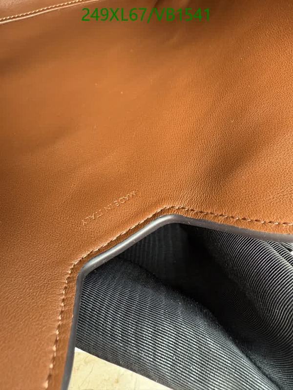 Celine-Bag-Mirror Quality Code: VB1541 $: 249USD