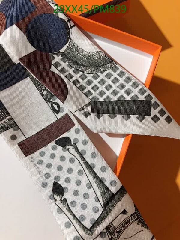 Hermes-Scarf Code: PM839 $: 29USD