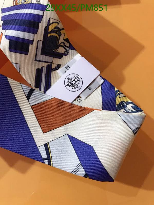 Hermes-Scarf Code: PM851 $: 29USD