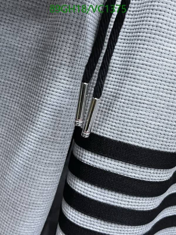 Burberry-Clothing Code: VC1375 $: 89USD