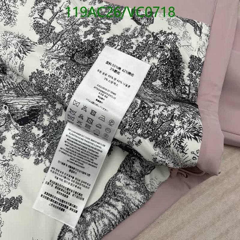 Burberry-Clothing Code: VC0718 $: 119USD