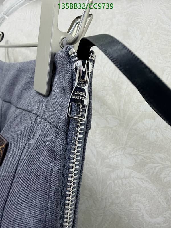 LV-Clothing Code: CC9739 $: 135USD