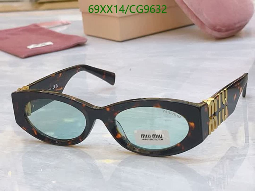 Miu Miu-Glasses Code: CG9632 $: 69USD