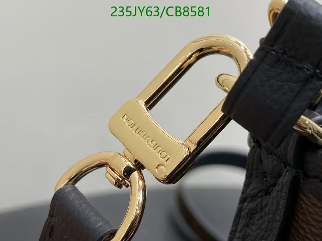 LV-Bag-Mirror Quality Code: CB8581 $: 235USD