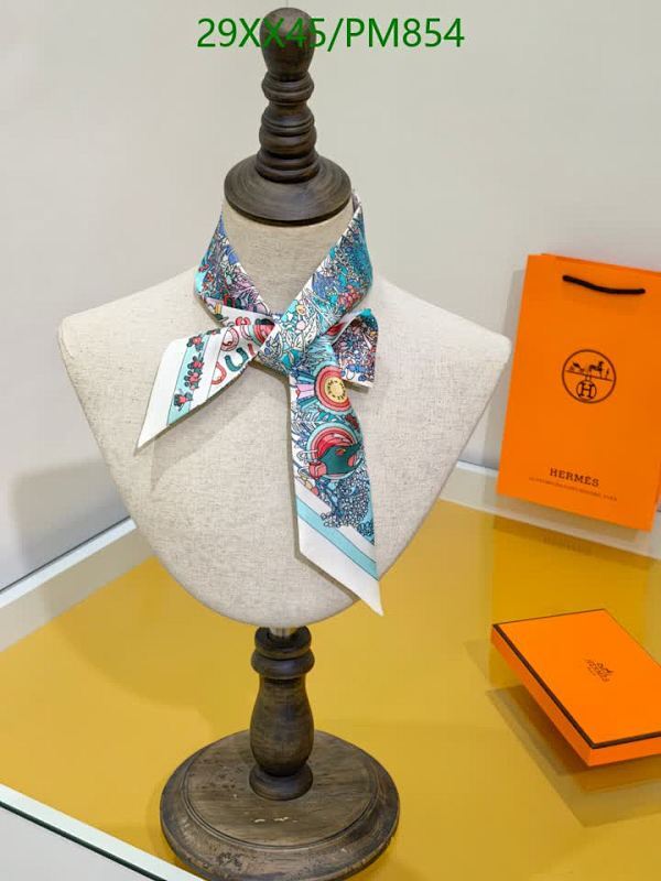 Hermes-Scarf Code: PM854 $: 29USD