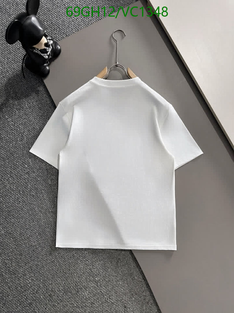 Burberry-Clothing Code: VC1348 $: 69USD