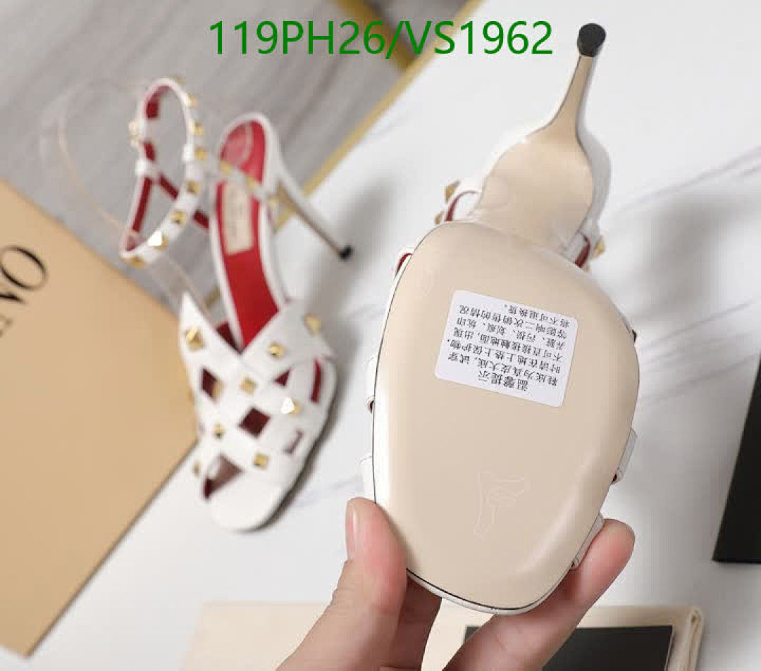 Valentino-Women Shoes Code: VS1962 $: 119USD