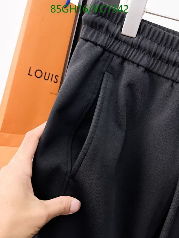 Balenciaga-Clothing Code: VC1342 $: 85USD