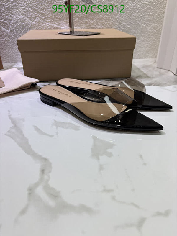 Gianvito Rossi-Women Shoes Code: CS8912 $: 95USD