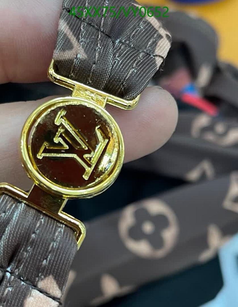 LV-Swimsuit Code: VY0652 $: 45USD