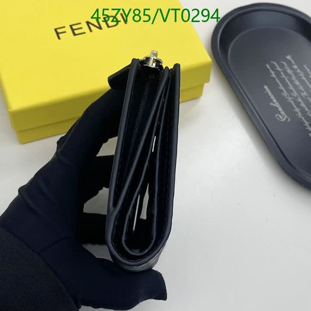 Fendi-Wallet(4A) Code: VT0294 $: 45USD