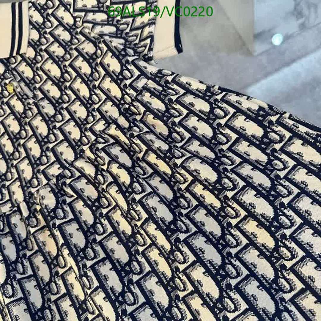 Dior-Kids clothing Code: VC0220 $: 69USD-Yupoo.ru - Copybrand.Team photo album Dior-Kids clothing Code: VC0220 $: 69USD