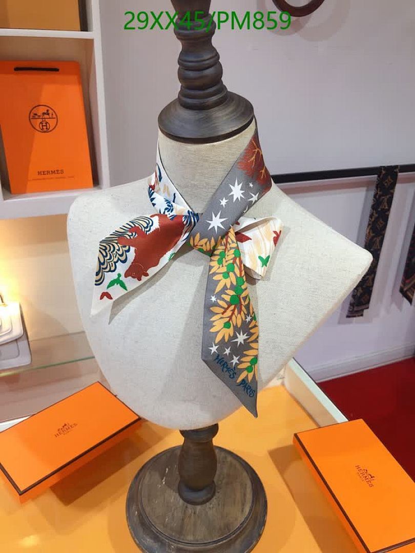 Hermes-Scarf Code: PM859 $: 29USD
