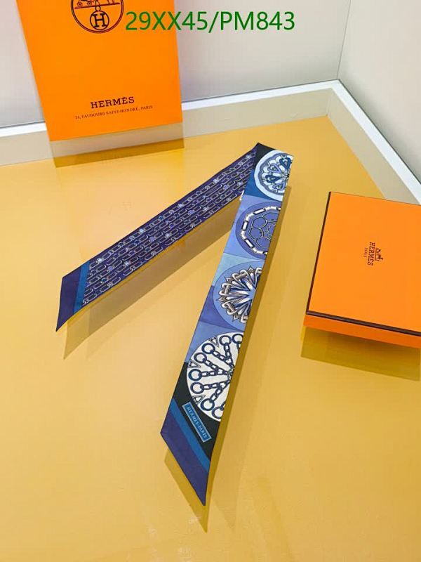 Hermes-Scarf Code: PM843 $: 29USD