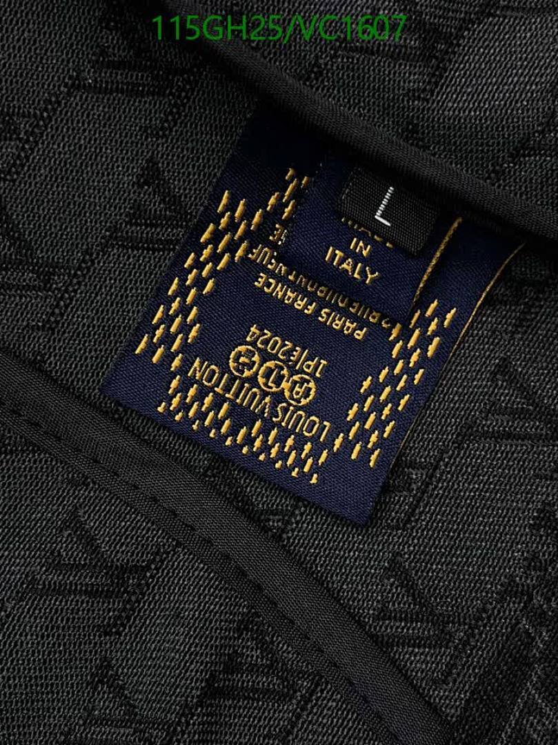 LV-Clothing Code: VC1607 $: 115USD