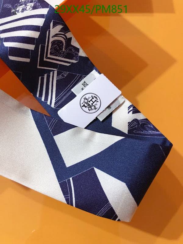 Hermes-Scarf Code: PM851 $: 29USD