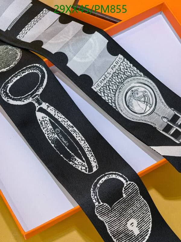 Hermes-Scarf Code: PM855 $: 29USD