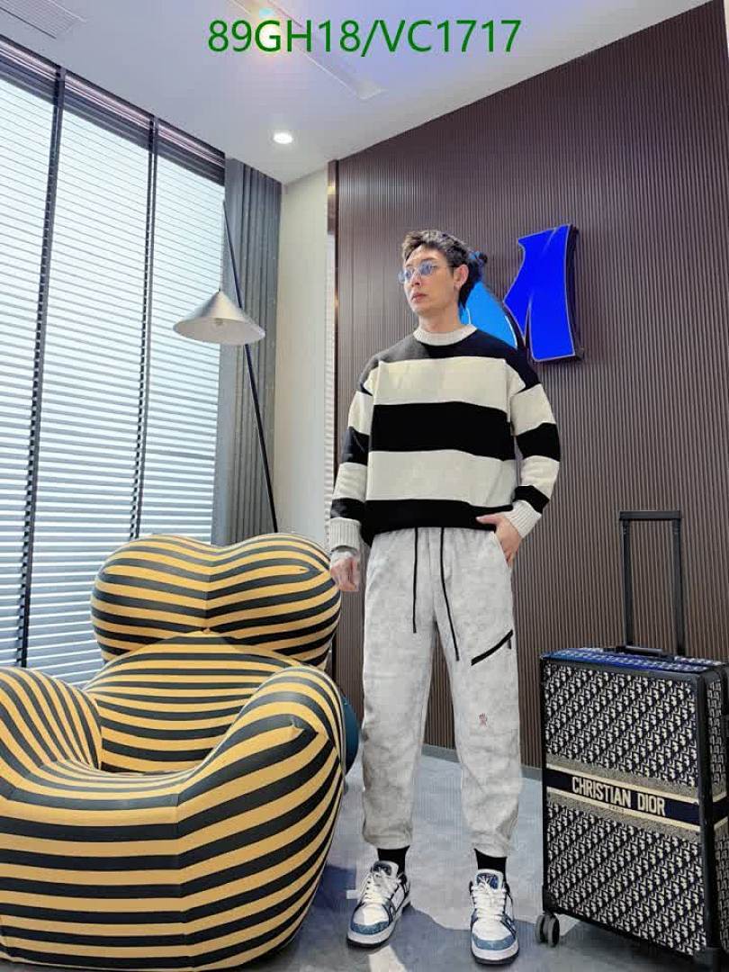 Moncler-Clothing Code: VC1717 $: 89USD