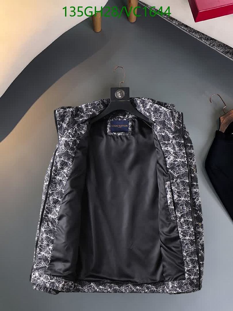 LV-Clothing Code: VC1644 $: 135USD