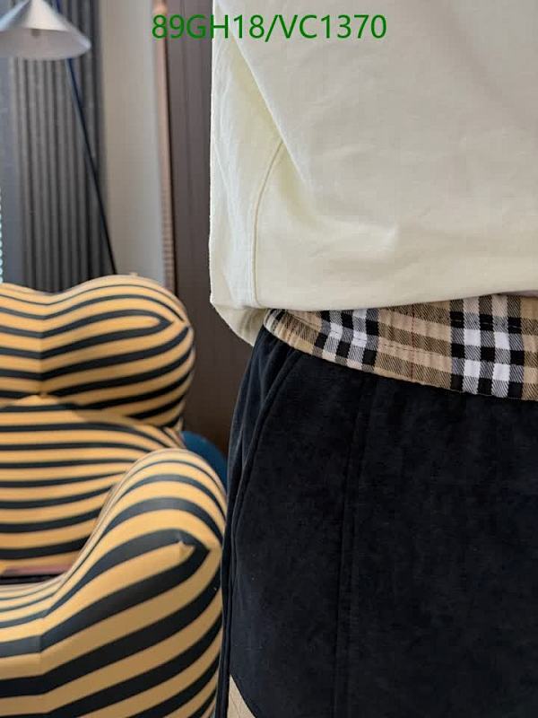 Burberry-Clothing Code: VC1370 $: 89USD