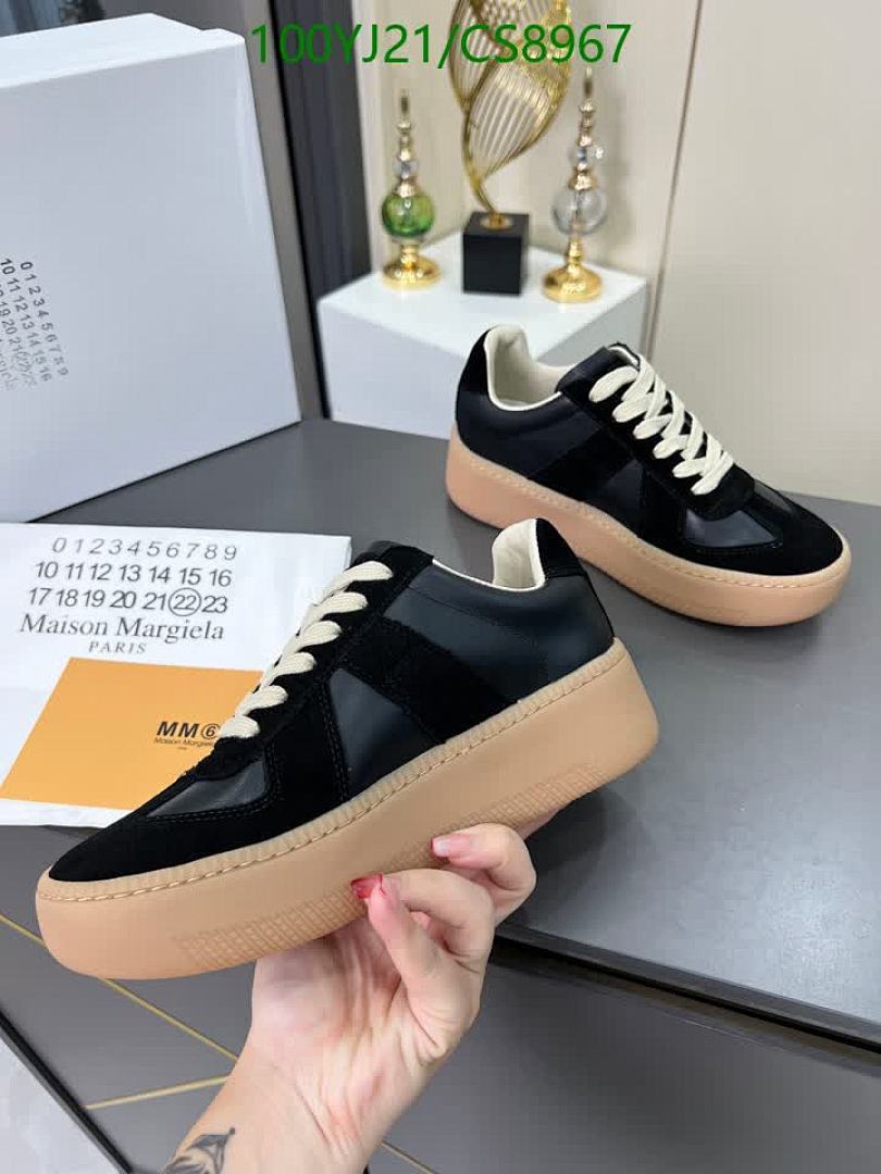 MM6-Women Shoes Code: CS8967 $: 100USD