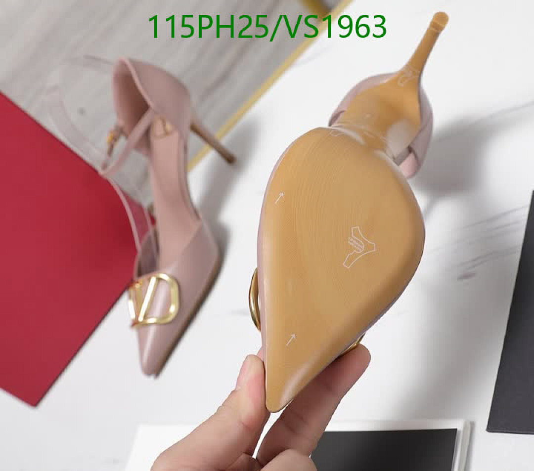 Valentino-Women Shoes Code: VS1963 $: 115USD