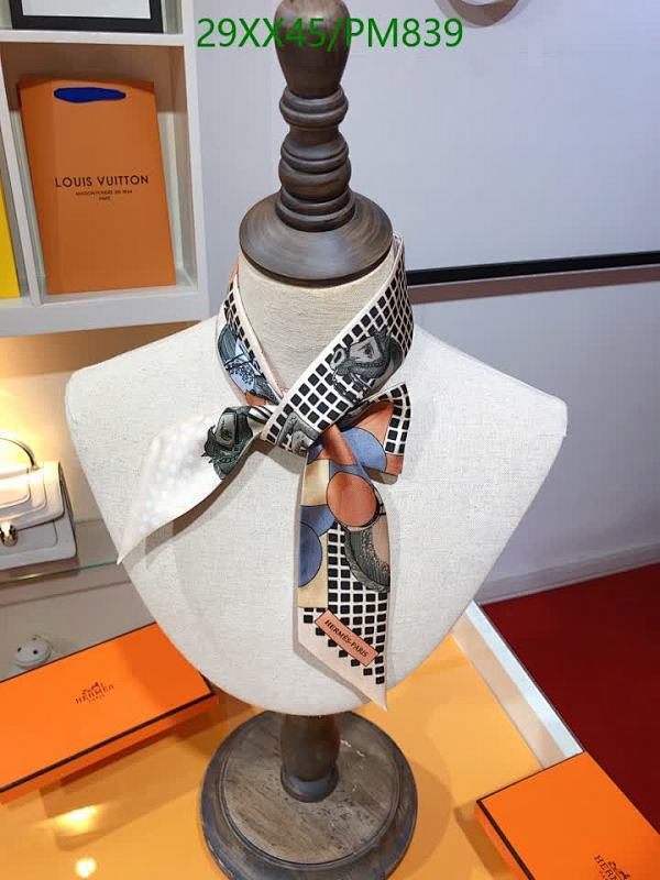 Hermes-Scarf Code: PM839 $: 29USD