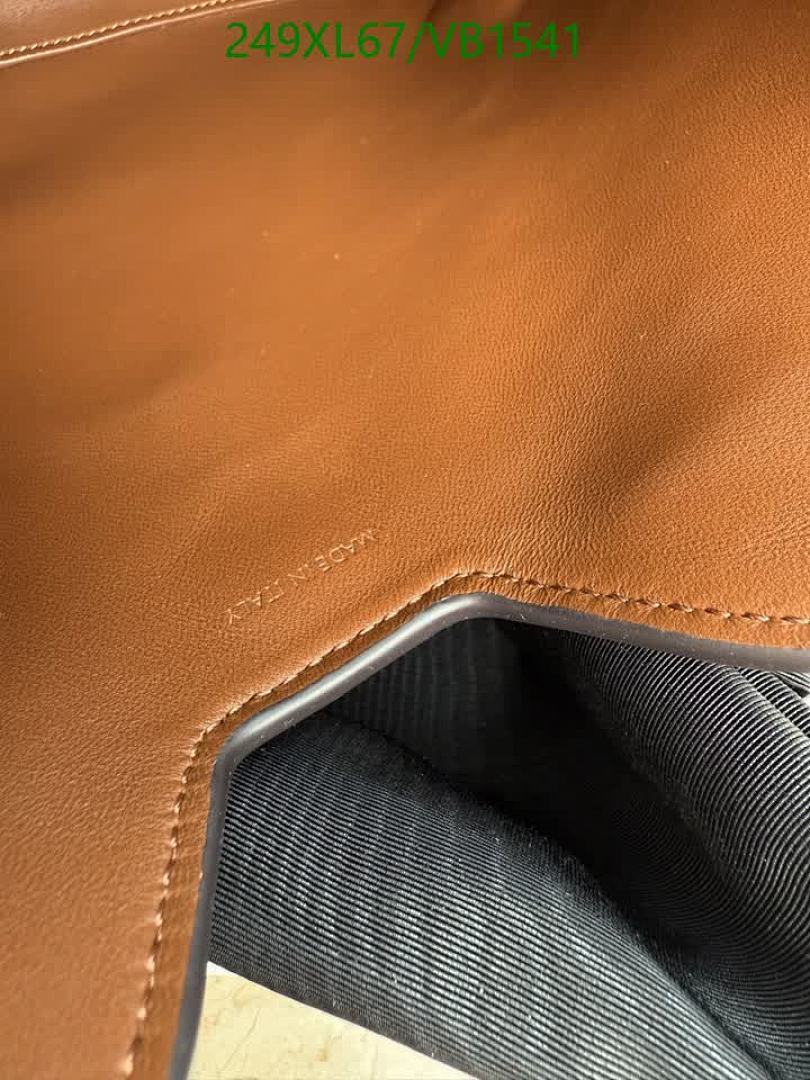 Celine-Bag-Mirror Quality Code: VB1541 $: 249USD