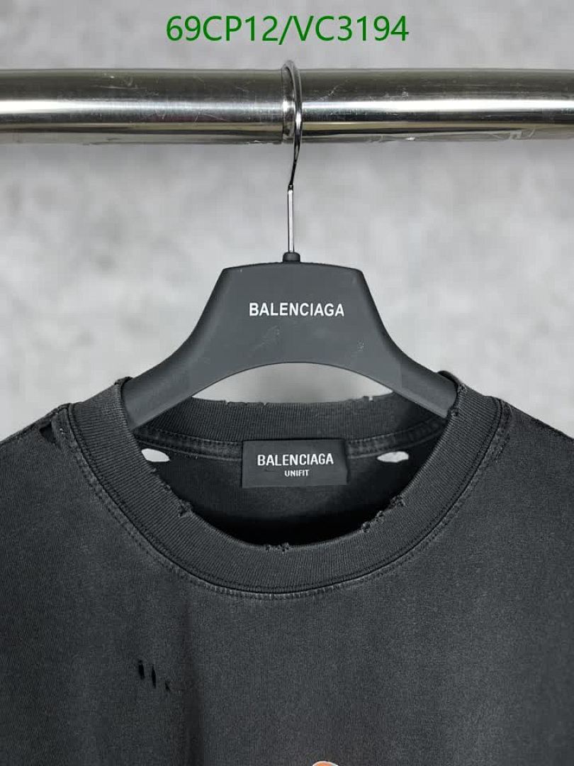 Balenciaga-Clothing Code: VC3194 $: 69USD